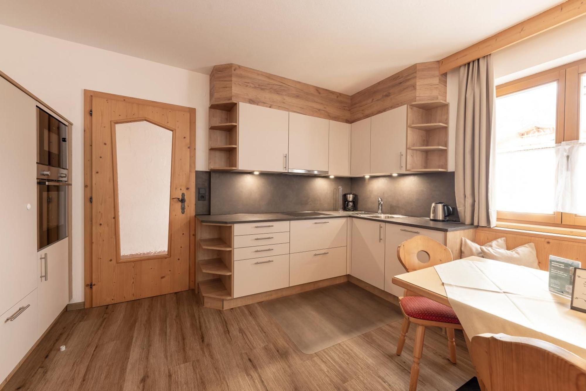 Landhaus Pfurtscheller Нойштифт-им-Штубайталь Экстерьер фото
